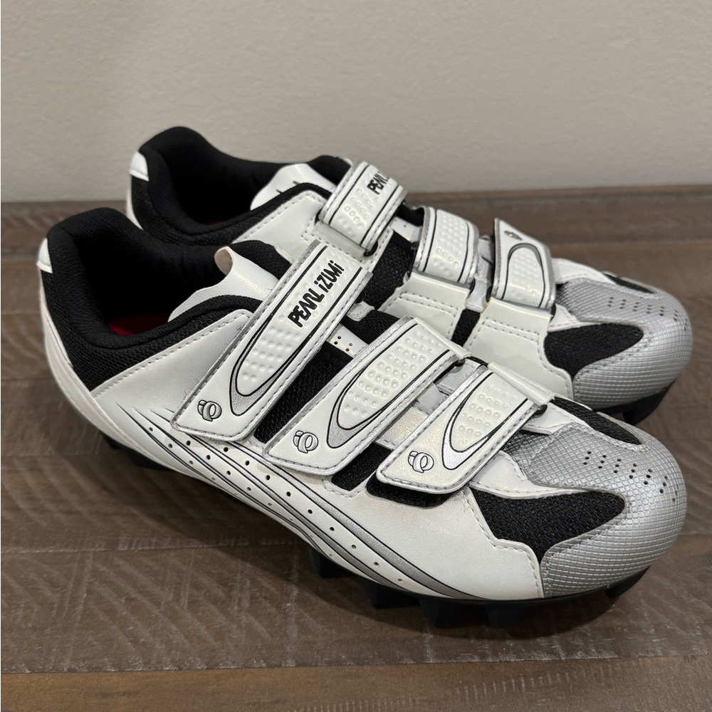 Pearl Izumi Women’s Select MTB Cycling shoes White size 41 EU 10 US